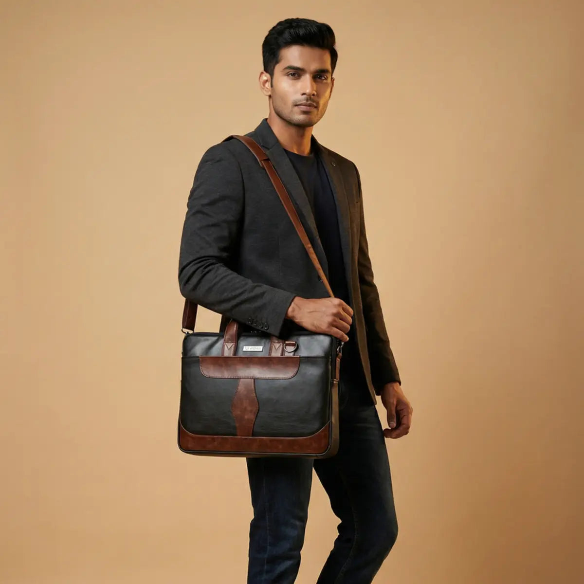 Summit Vector Laptop Messenger Bag - Black