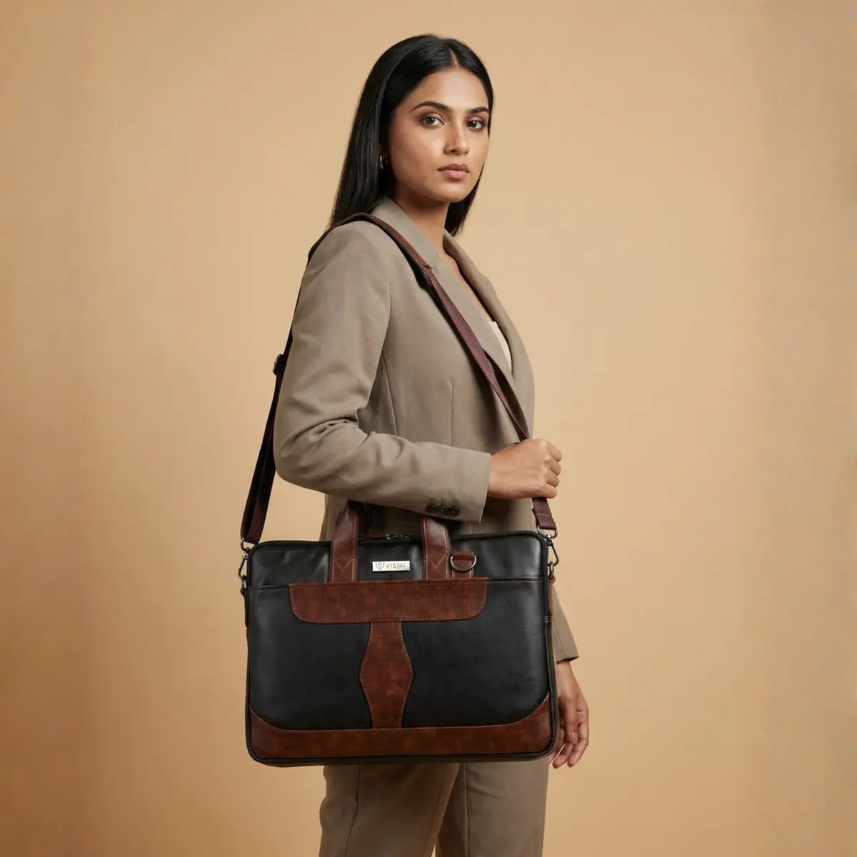 Summit Vector Laptop Messenger Bag - Black