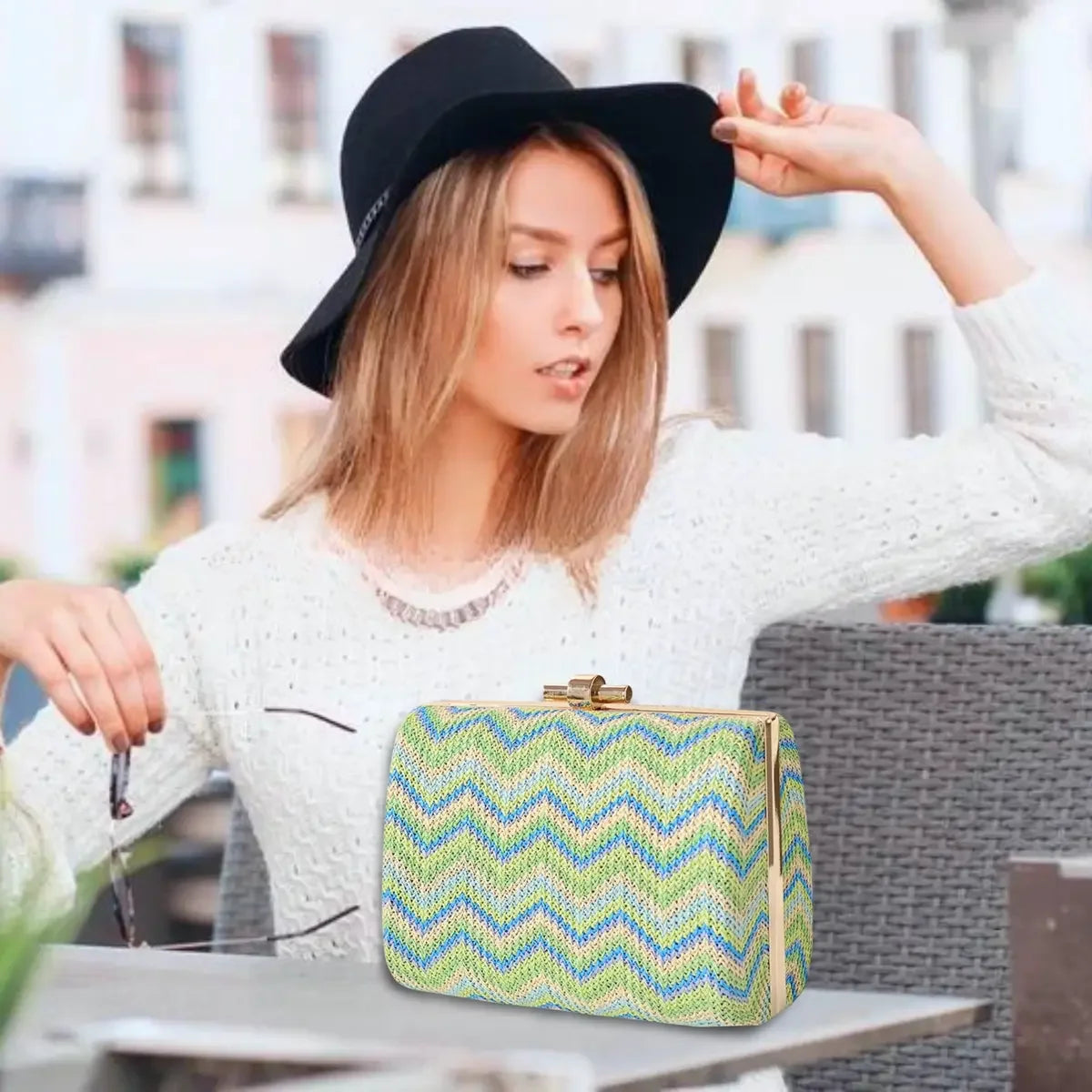 Stylish-Green-Clutch-for-Women