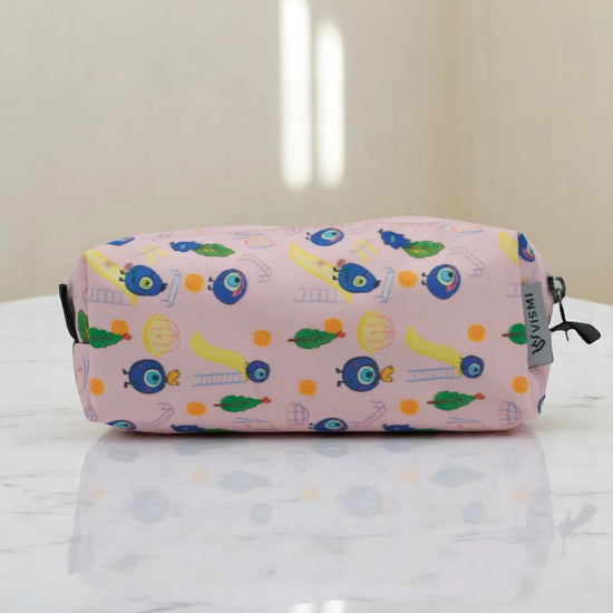 Travel-Friendly-Pen-Organizer