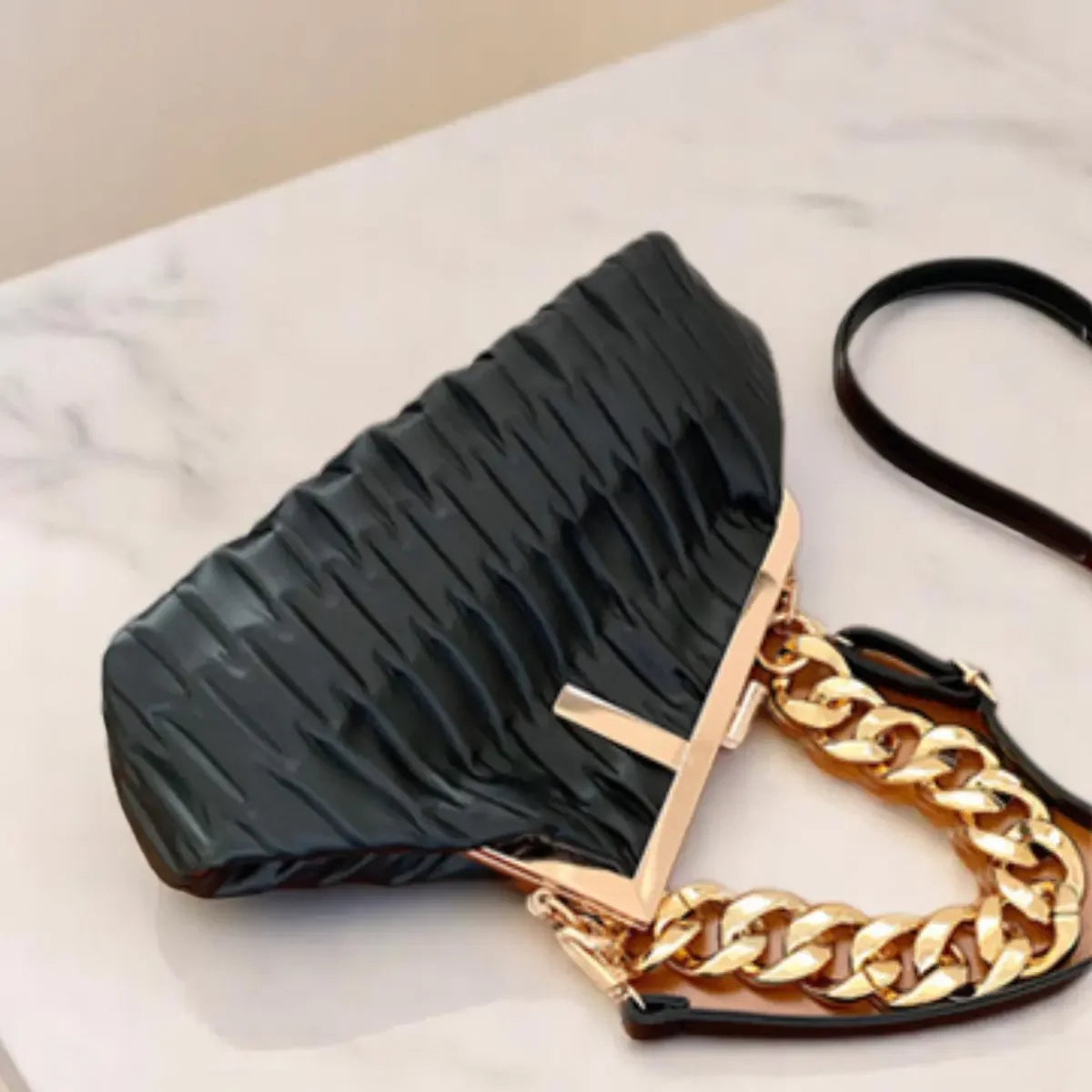 Fashionista-Black-Shoulder-Bag