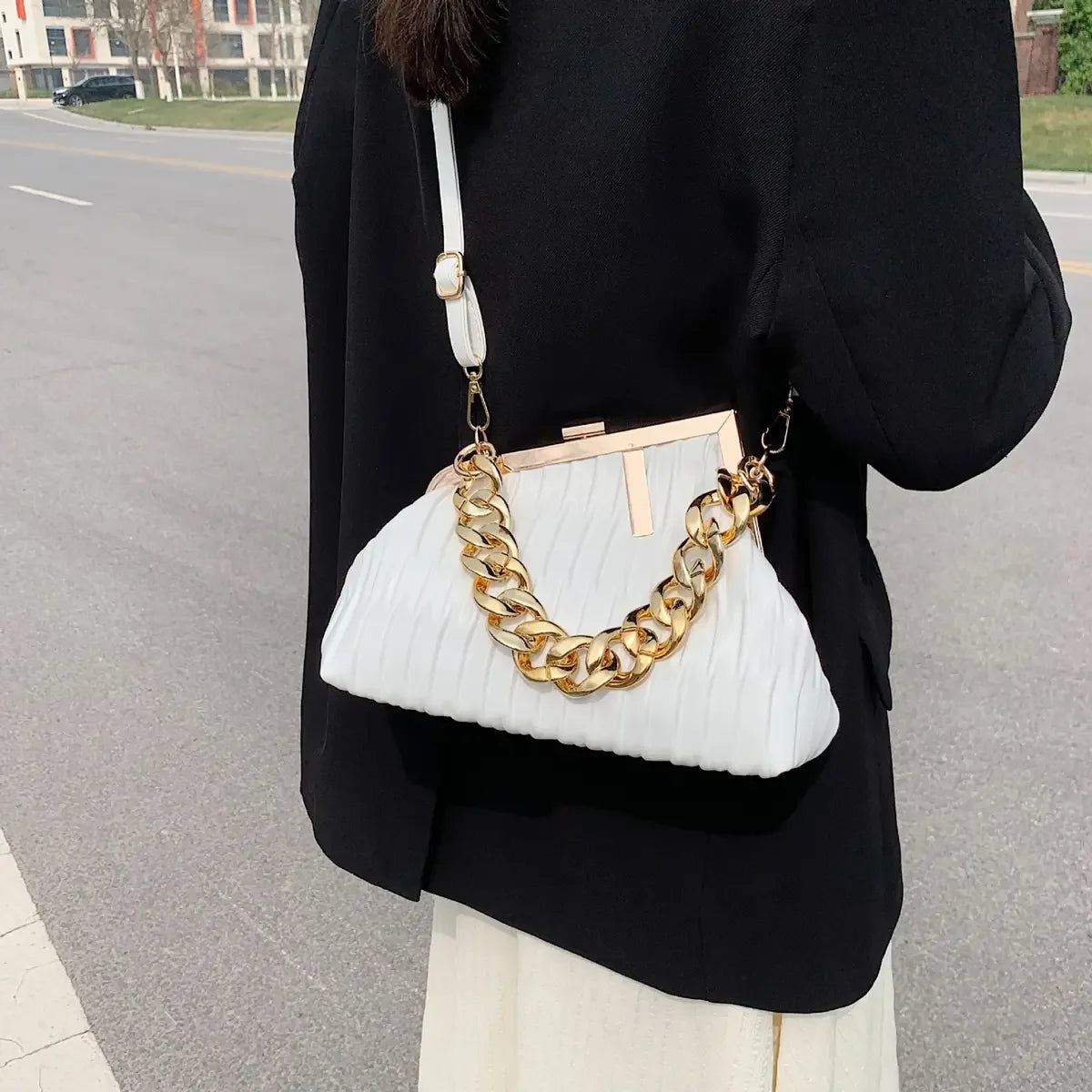 Trendy-White-Hobo-Bag